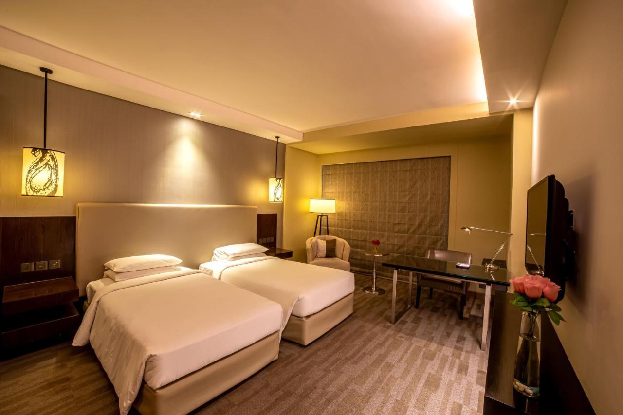 Twin Room |  15% discount on Spa & 20% discount on F&B (Till 31st Oct)